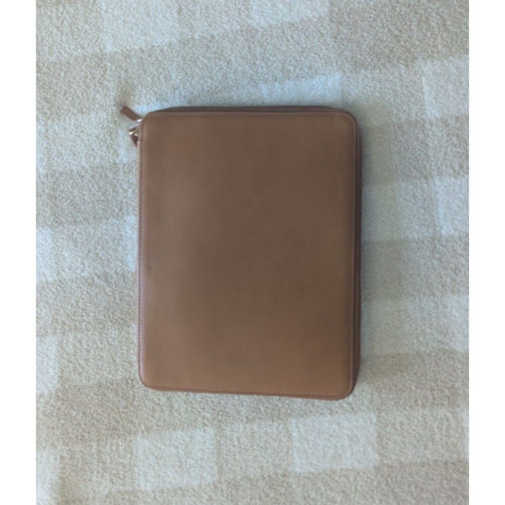 Mark & Graham Leather Travel Tech Organizer Folio Zip Portfolio Tan tablet case